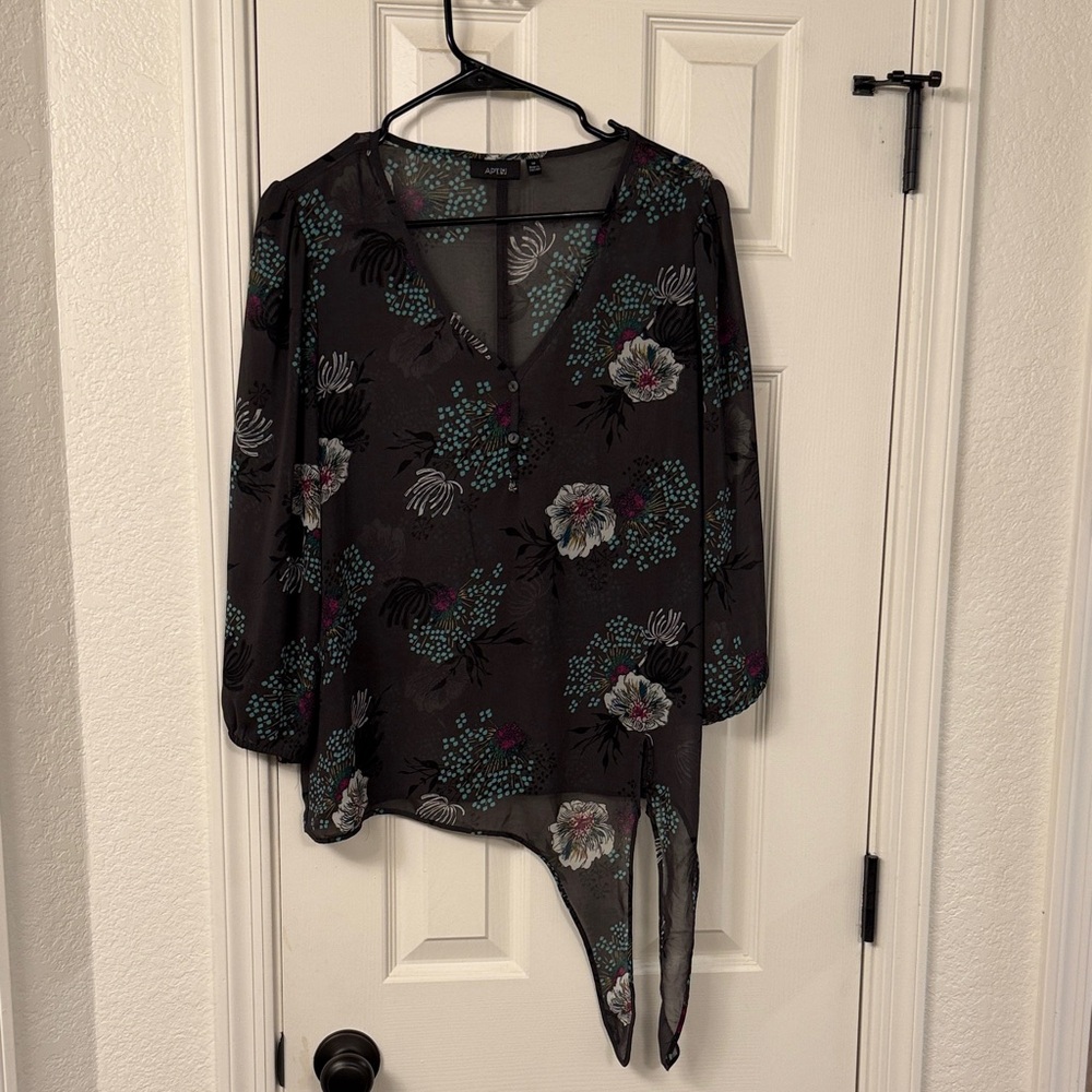 Apt. 9 Black Floral Sheer Blouse